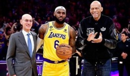 nba名记最新爆料,揭秘球星转会内幕及新赛季赛程调整